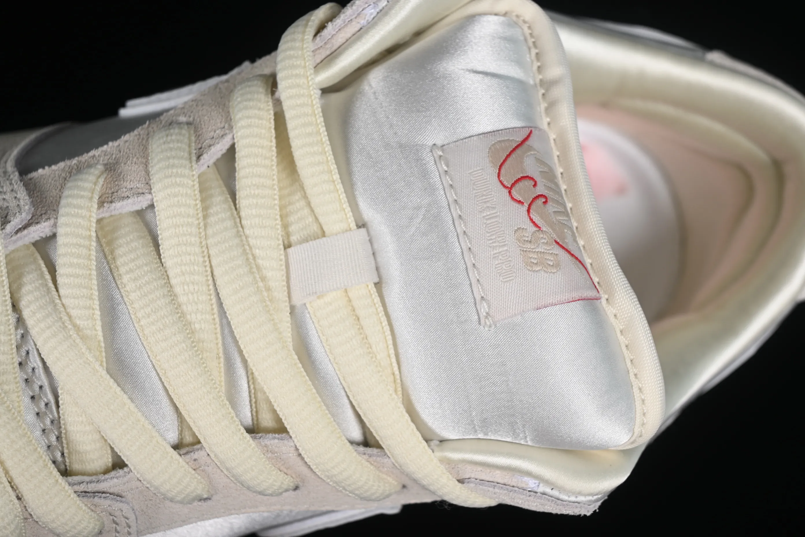 All categories Nk SB Dunk series Nk SB Dunk Low low-top sneakers M version pure original Nk SB Dunk Low 2024 Valentine's Day theme SB low-top casual sneakers FZ5654-100